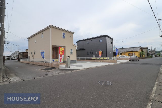 【前面道路】道幅や駐車など、ご確認ください。