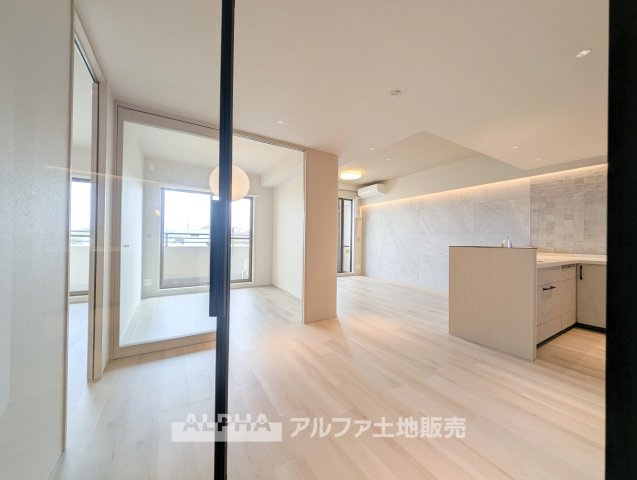 【Family　Living】　◆LDK◆家族が自然と集まり、会話の時間が広がる心地よい空間です。