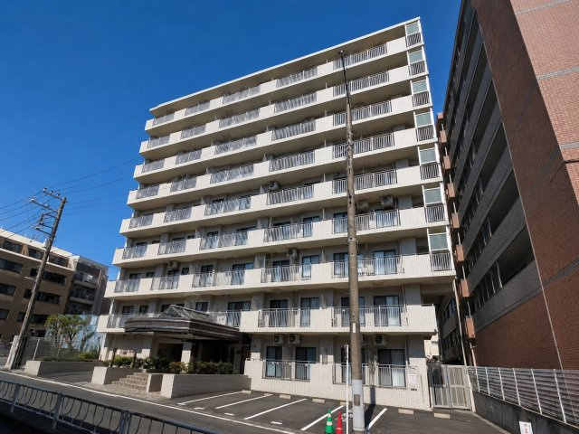 ◆堂々たる趣ながら、主張し過ぎずどこか余裕を感じさせるシャープなフォルムで佇む邸宅は、晴天の空と照らし合わせる事で、本来あるべき完成形の姿を見せてくれます。