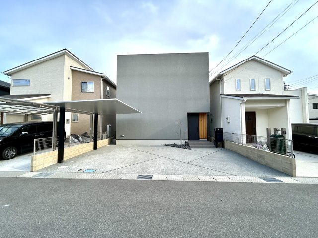 外観：328000604257