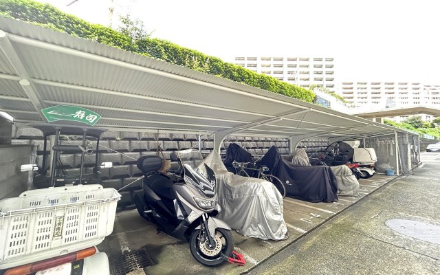 バイク置き場の空き状況については、その都度、確認いたしますのでお気軽にお聞きください。
