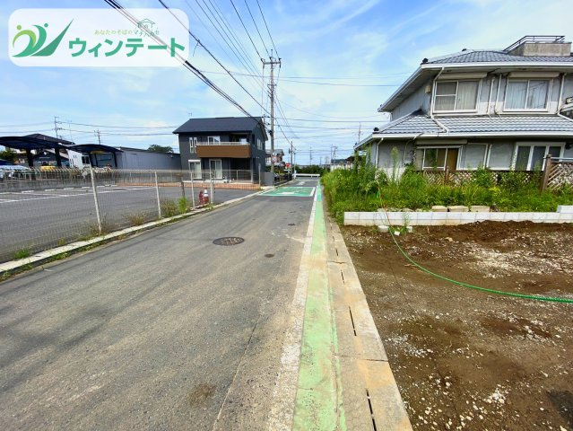 見通しの良い前面道路で、お子様の通学も安心。閑静な住宅街に位置する好立地です♪