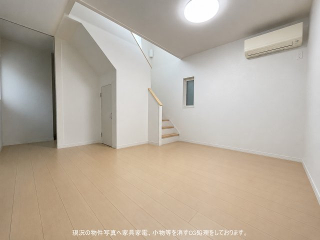 リビングは約17帖の快適空間