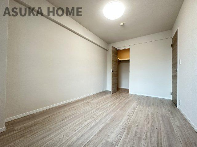 広々とした6.5帖の主寝室は居心地も良さそうですね。
