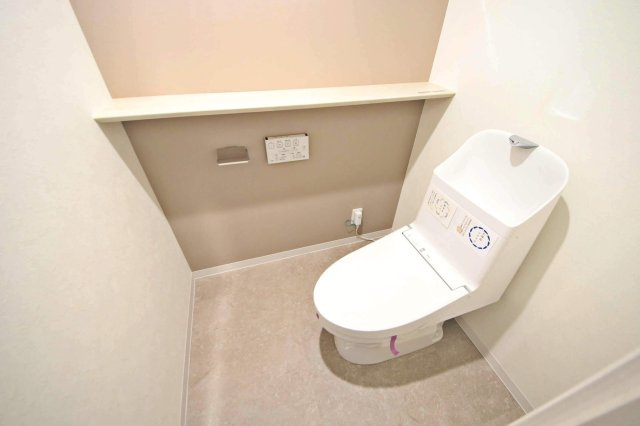 いつもきれいで、さわやか。お掃除の手間を省いて楽々ウォシュレットトイレです
