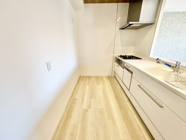 見た目もすっきり、作業もスムーズにこなせる空間です。