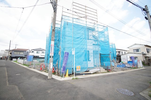 床暖房を配した冬でもあたたかいLDKが嬉しいポイント！家族団らんが楽しめます