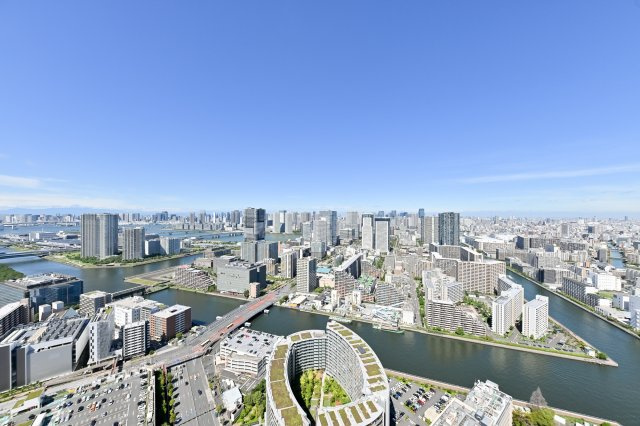 バルコニーからの眺望（北西側を望む）　東京タワーや豊洲方面です