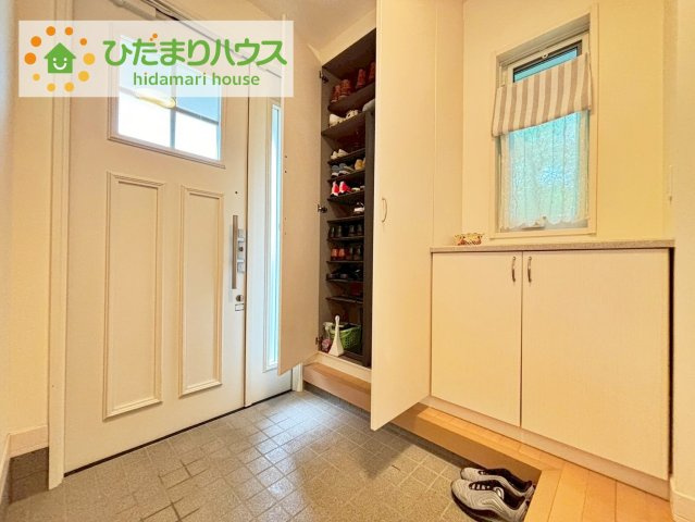 丁度良い靴箱のサイズ♪これだけあれば家族全員の靴がしまえてスッキリ(^O^)