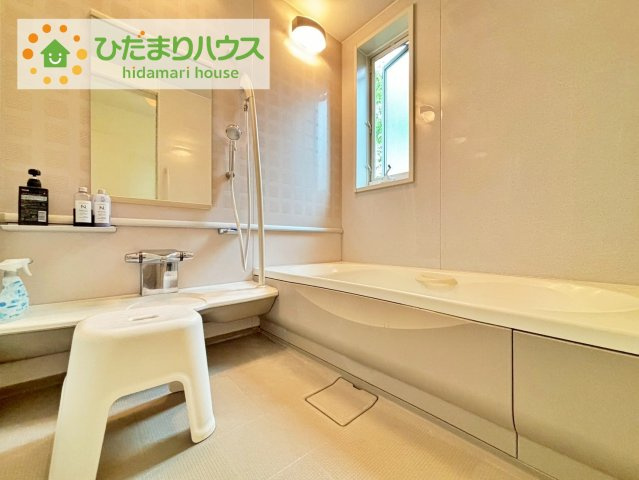大人が足を伸ばしても十分な広さ！一人でゆっくりくつろぐ時間も大切です！