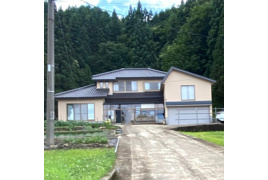 鳥海伏見中古住宅の外観