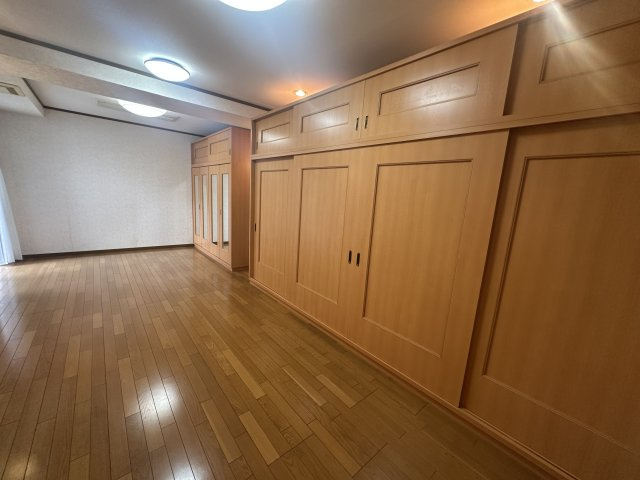 オーダーメード備え付け家具の部屋です。