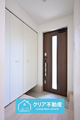 大容量のシューズボックス付きでスッキリとした玄関に！