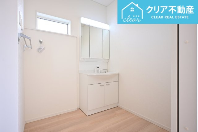 広々とした脱衣所は使いやすさもバッチリ！