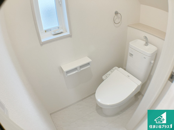 【津市藤方　新築一戸建てのトイレ】