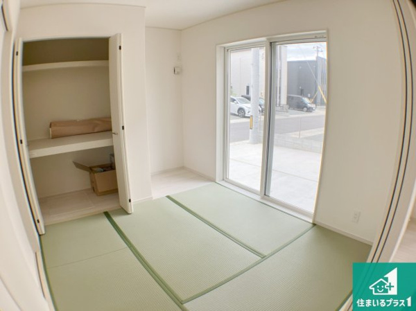 【津市藤方　新築一戸建ての和室】