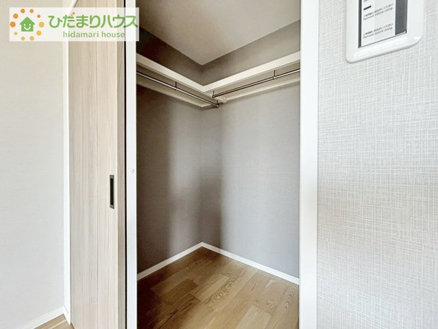 ご家族暮らしになると増える荷物もらくらく収納！大型ウォークインクローゼット完備♪