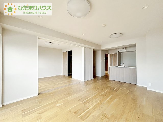 家族団らんの時間も増えそうなくつろぎのLDK☆