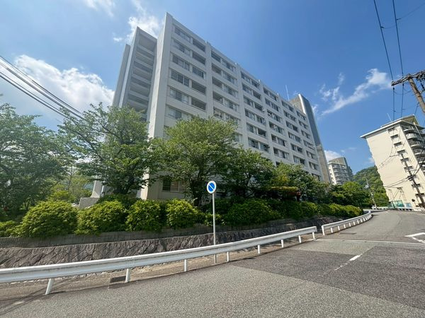外観：328000690709