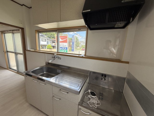 【戸建　高山市新宮町　580万のキッチン】