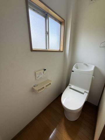 【戸建　高山市新宮町　580万のトイレ】