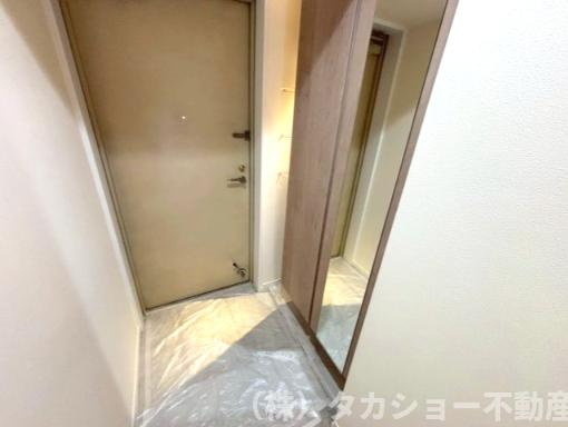 明るい玄関です