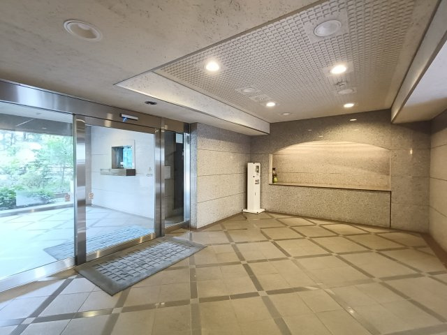 【エントランス】