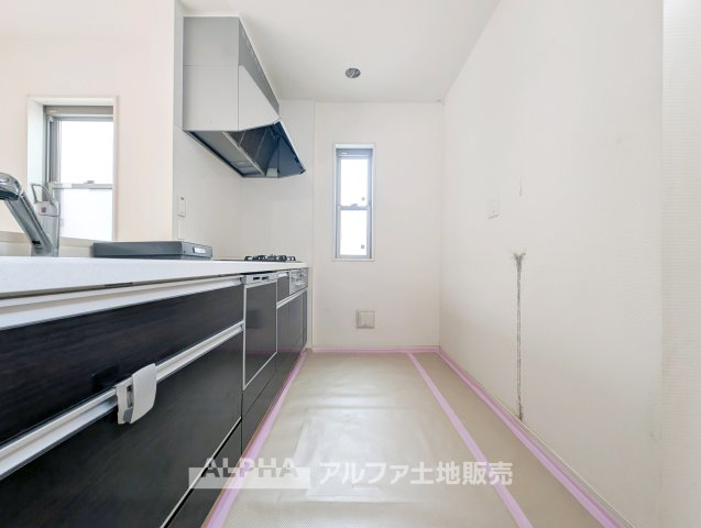 【Life　without　end】　◆心地よさを求めて◆終わりのない暮らしづくりはキッチンから始まる。食事は暮らしの中でとても重要。お洒落なキッチンを使用すれば空間の居心地良さが変わる。