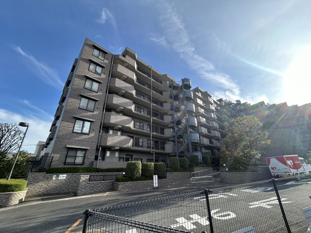 apartment 埼玉県東松山市箭弓町２丁目3-2