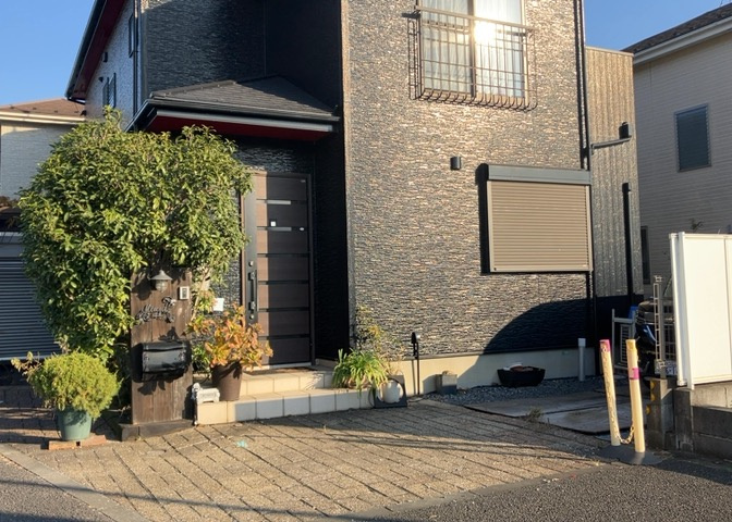 リビングの間取りの種類は大きくわけてリビングとダイニングが別になっているタイプ、リビングダイニング一体型です。どちらも一長一短ですので、家を選ぶ時はその両面をチェックして決めるようにしましょう。