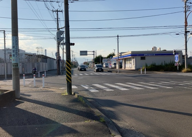 眺望を気にして物件を探す場合、前面に建物が建っていないか現地で確認しましょう！前面に建物があると景色はもちろん、日当たりや風通しにも影響が出てきます。住んだ時のことを想像しながら現地見学をしましょう。