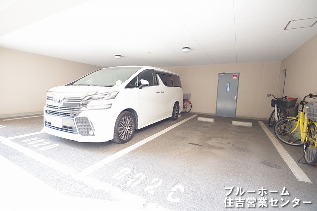 敷地内にある駐車場です！