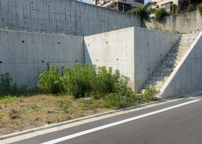 ハザードマップは自然災害による被害を予測し、その被害範囲を地図上で表したものです。近年特に災害が多くなっていますので、事前に調査すると安心できます。ハザードマップは国交省のホームページをご覧ください。