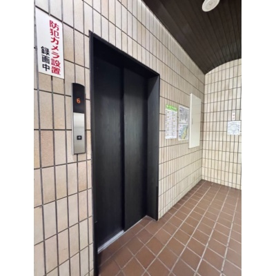 毎日の移動には欠かせないエレベーターも完備！