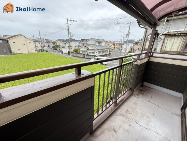 ●年中無休：当日予約可●バルコニーは屋根がついているので小雨なら濡れることもなく安心です