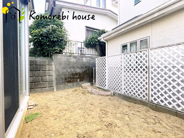 簡単な家庭菜園も楽しめるお庭です
