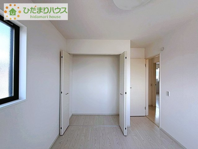 お洋服の多い女性に人気！収納力の高いクローゼット付き☆彡