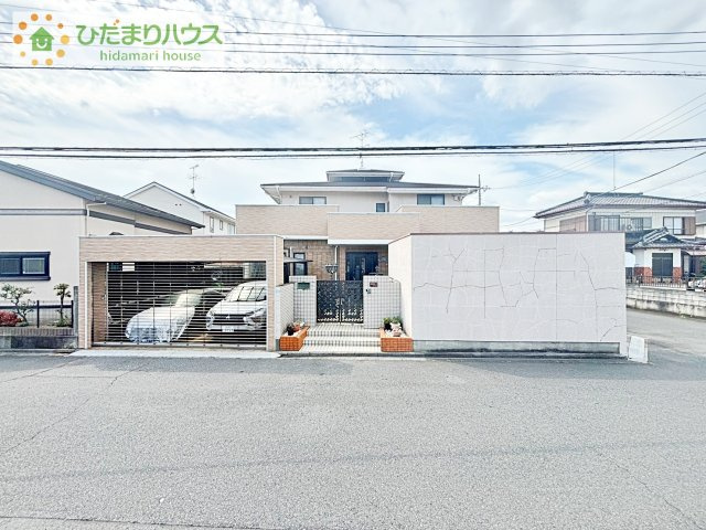 スーパー至近で、お買い物に便利な立地です(#^^#)