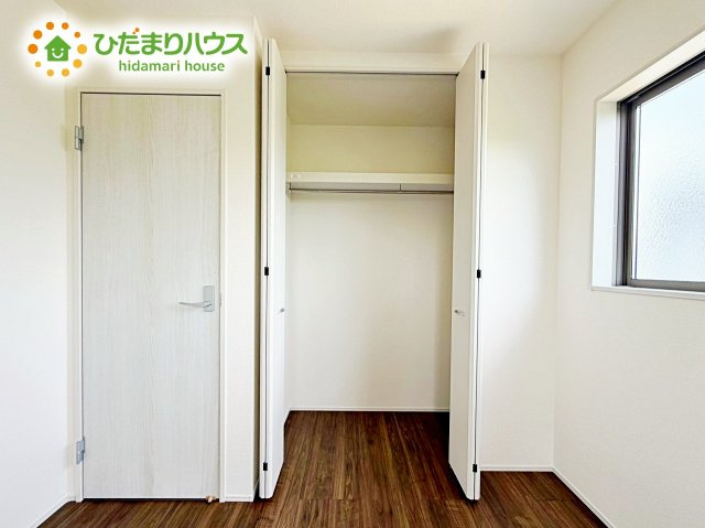 お洋服の多い女性に人気！収納力の高いクローゼット付☆彡