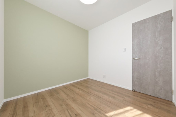 【里中二丁目（2期）の洋室】