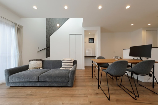 【里中二丁目（2期）の居間】