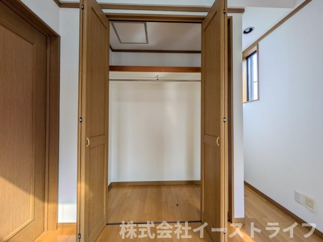 2階東側7.9帖洋室のクローゼット