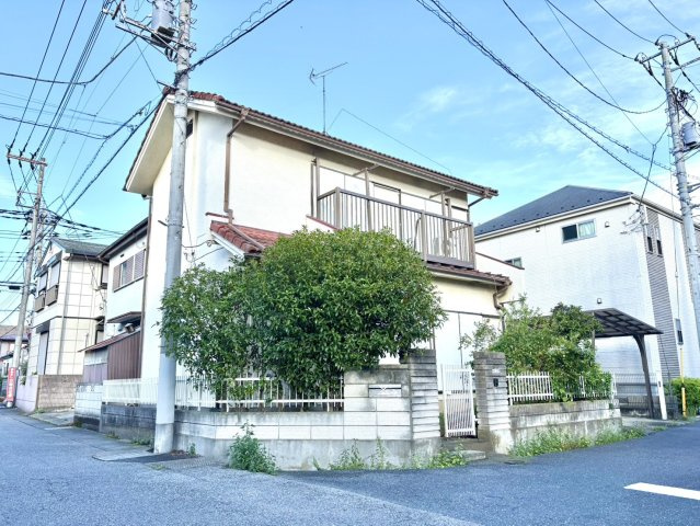 豊富な間取り参考プランあり！お気軽に自由設計相談できます！　当社施工完成建物をモデルとしてご内覧可！