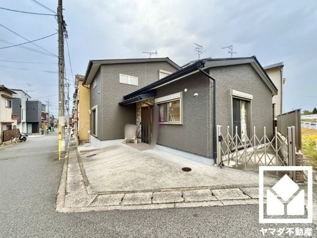 外観：326000213015