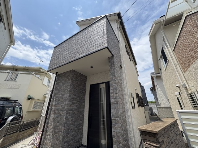 外観：328000523956