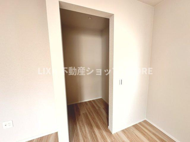 ウォークインクローゼットのある住まいで収納上手な生活を実現！