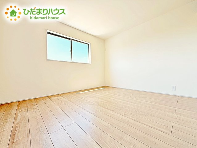 寝室にはウォークインクローゼットを完備。スッキリ片付いた寝室が睡眠の質を上げてくれます。
