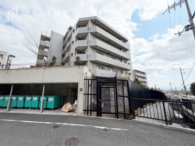 RC造地上5階建