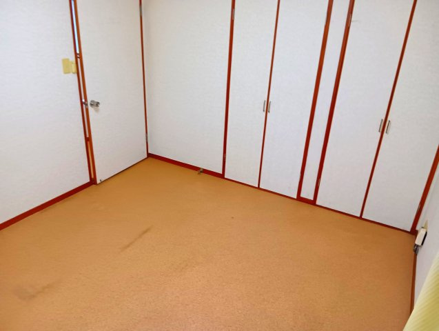 荷物が多くても収納スペースがたっぷりあるので、生活スペースを広く確保する事ができます。