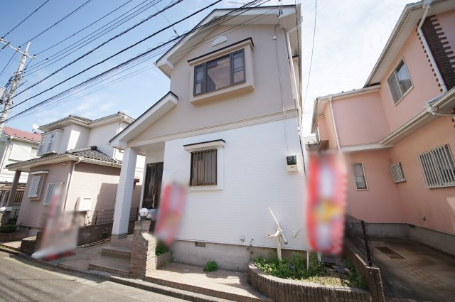 全居室2面採光+収納完備・グルニエ・広々バルコニー・2階ホール収納など設備充実